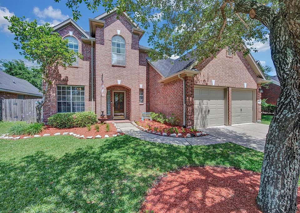 1st image of 3611 Sparrow Dr