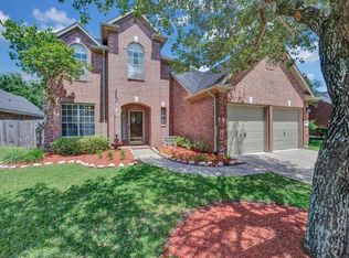 3611 Sparrow Dr, Pearland, TX 77584
