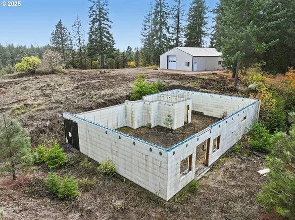 7 Corey Ln, White Salmon, WA 98672