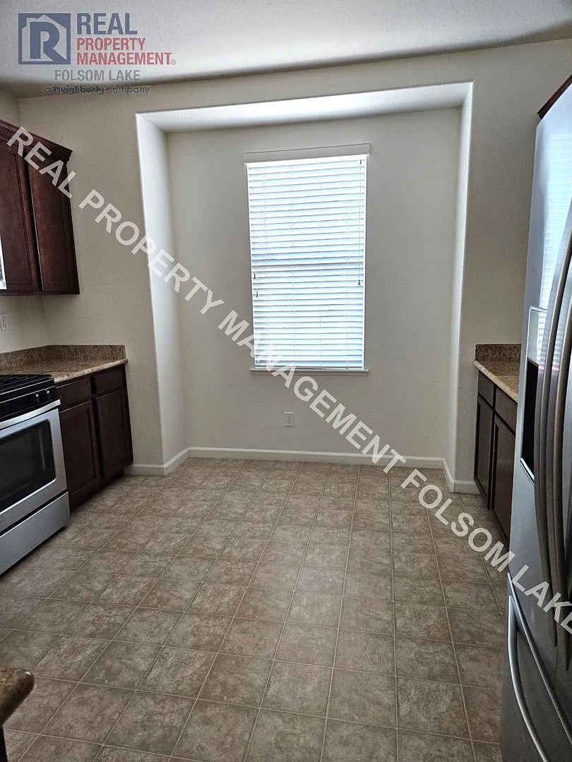 Coming Soon 3 bed 2.5 bath home in Folsom — Photo 4