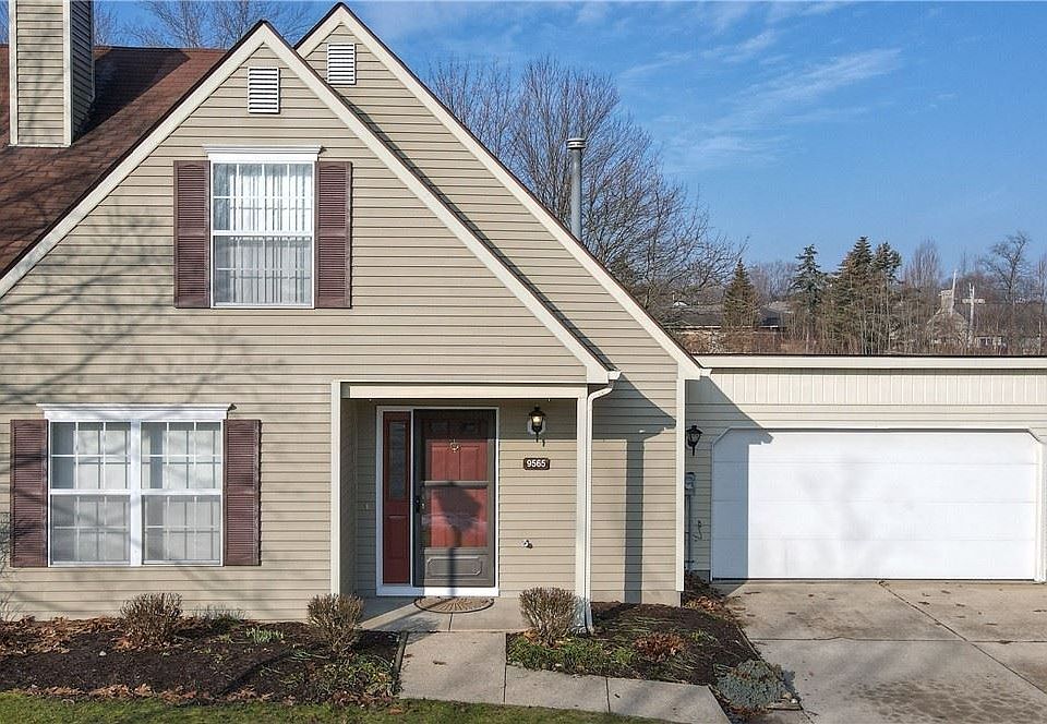 1st image of 9565 Olde Pond Ln