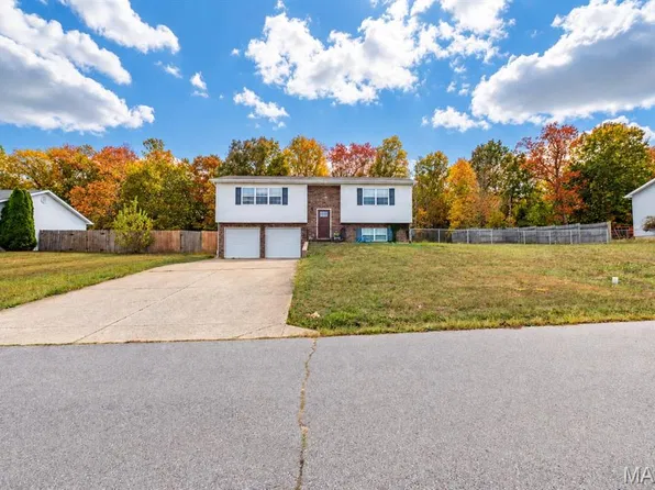 19766 Stirrup Ln, Waynesville, MO 65583