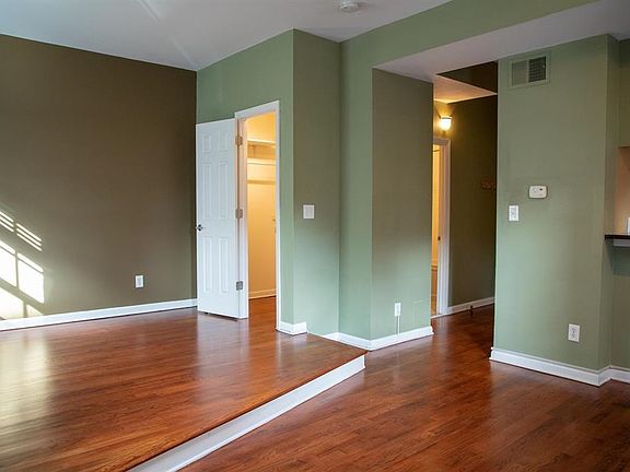 3rd image of 227 Christopher Columbus Dr APT 203B