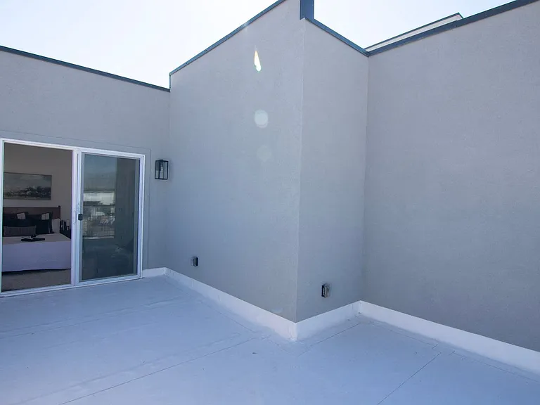 Central Heights Townhomes — Photo 53