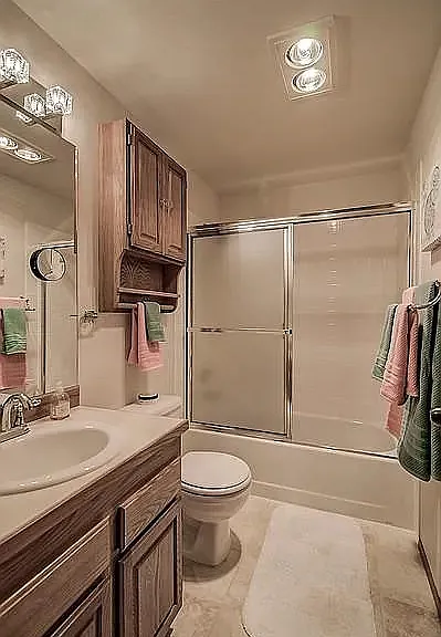 4021 Beach Dr SW #202 — Photo 8