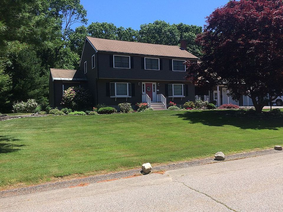 1st image of 23 Winslow Dr