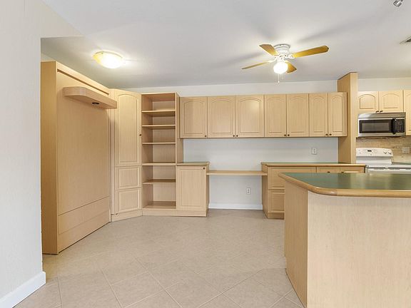 2nd image of 150 Cypress Club Drive #516