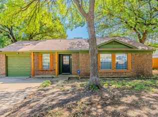4227 Glen Pines Ct, Arlington, TX 76016