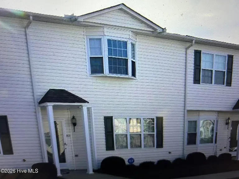 1222 Cross Creek Cir #W-7 — Photo 1