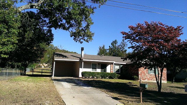 1st image of 2395 Richwood Dr