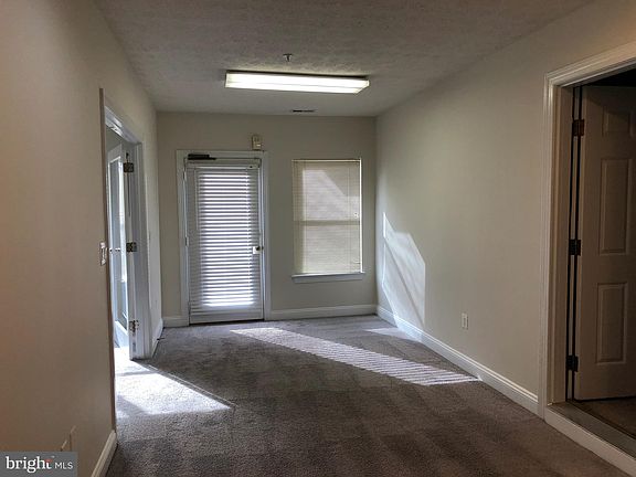 3rd image of 48411 Surfside Dr
