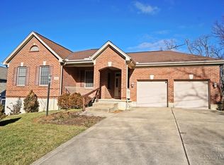 4828 Blue Meadow Ln, Cincinnati, OH 45251