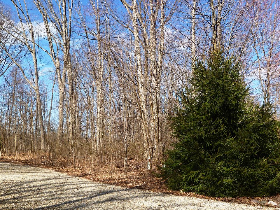 1st image of 8 Walden Way