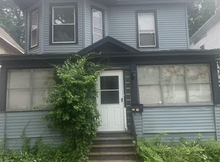 15 Delaware Ter, Albany, NY 12209