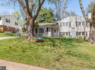 8006 Hatteras Ln, Springfield, VA 22151