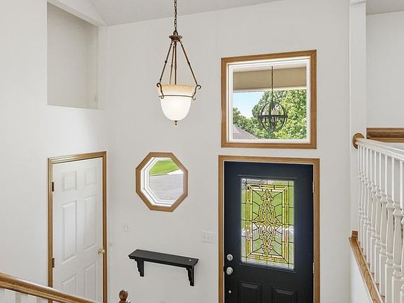 2nd image of 305 Sherri Lane
