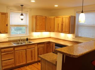 1244 Keezletown Rd, Weyers Cave, VA 24486