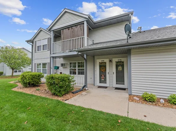 350 Auburn Meadows COURT #D, Campbellsport, WI 53010