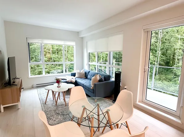 3594 Malsum Dr #3-410, Burrard Inlet 3, BC V7G 0B4