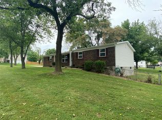 7 Jill Marie Ct, Saint Peters, MO 63376