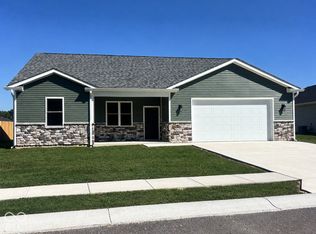 710 White Oak Rd, Spencer, IN 47460