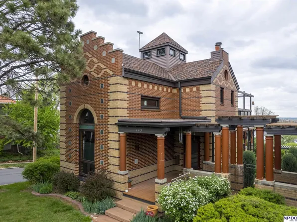 443 N 38th St, Omaha, NE 68131