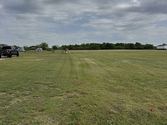 2nd image of 220 Martingale Dr