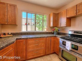 622 Dartmouth Dr NE, Albuquerque, NM 87106