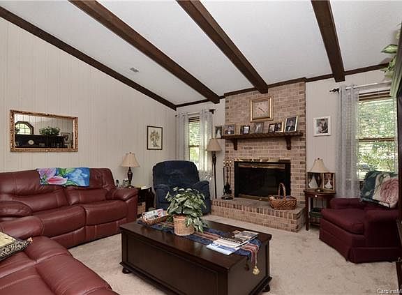 5th image of 6001 Falstaff Dr