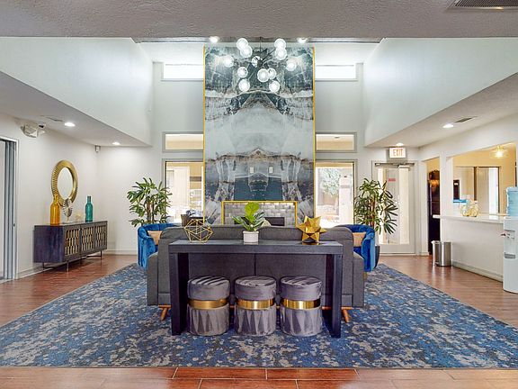 2nd image of 5324 San Mateo Blvd NE #50D61