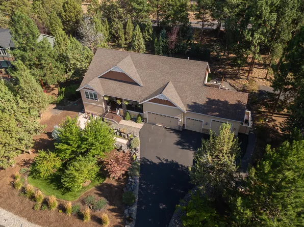 1121 NW Foxwood, Bend, OR 97703