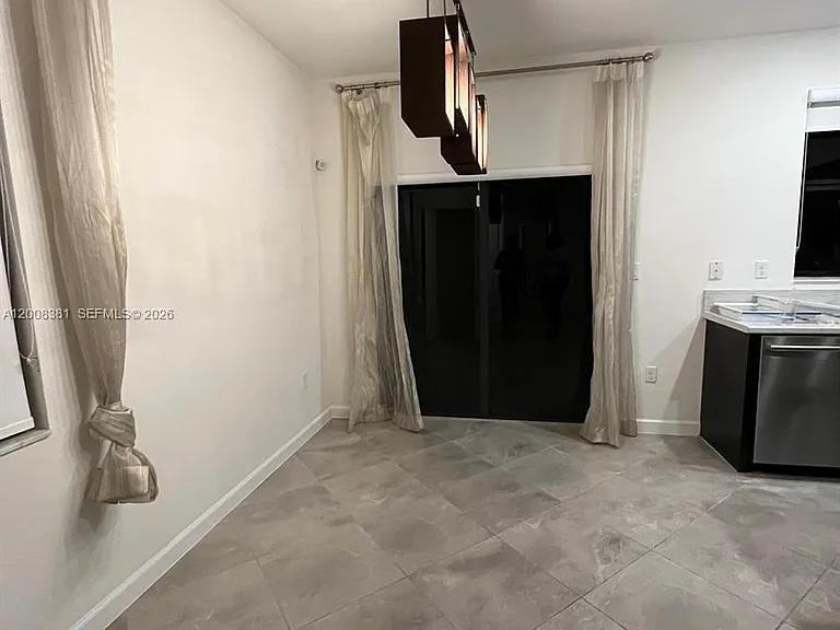 25002 SW 114th Ave #25002 — Photo 8