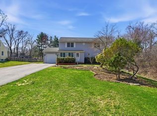 235 Vineland Ave, East Longmeadow, MA 01028