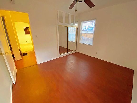4th image of 14032 Stagg St