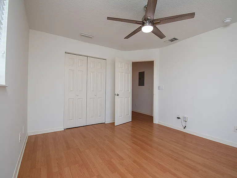 74 Royal Oak Ct #206 — Photo 19