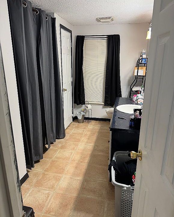 1st image of 3805 Barlow Rd