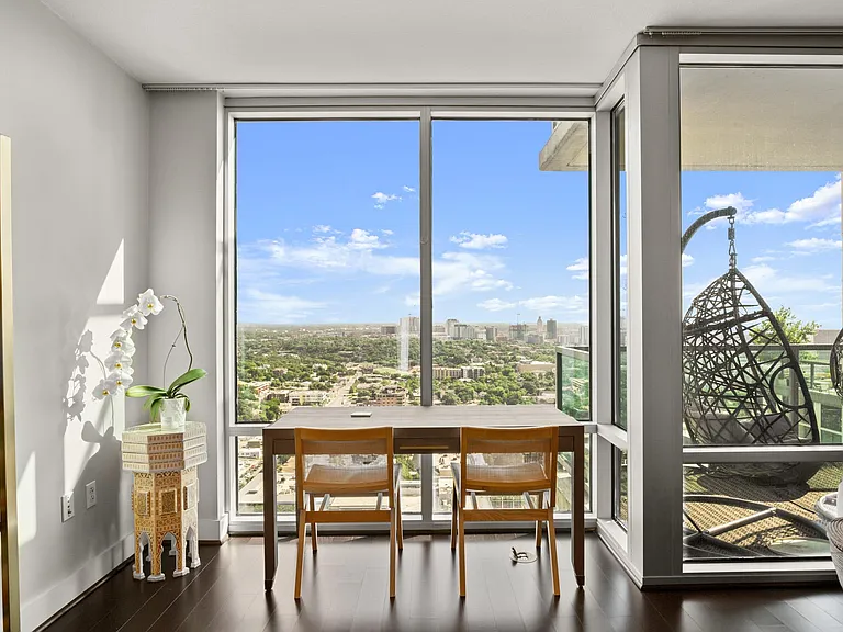 300 Bowie St #3806 — Photo 7
