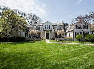 1091 W Deerpath Rd, Lake Forest, IL 60045