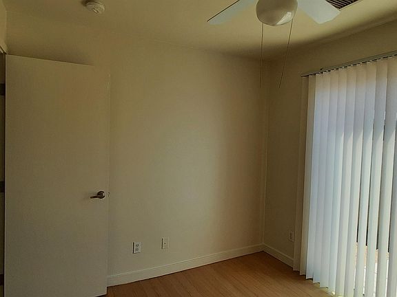 3rd image of 803-809 E Garfield St #15481946