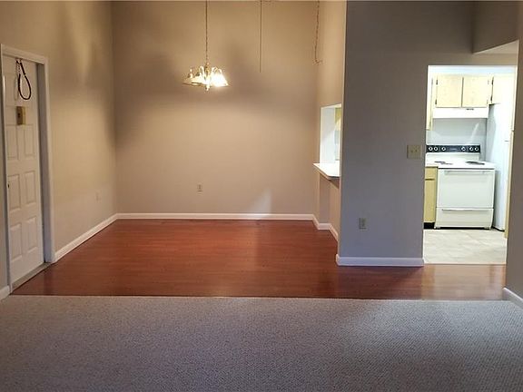 3rd image of 3161 Lake Pine Way S APT B3