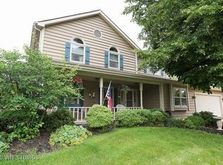 2456 Barkdoll Rd, Naperville, IL 60565