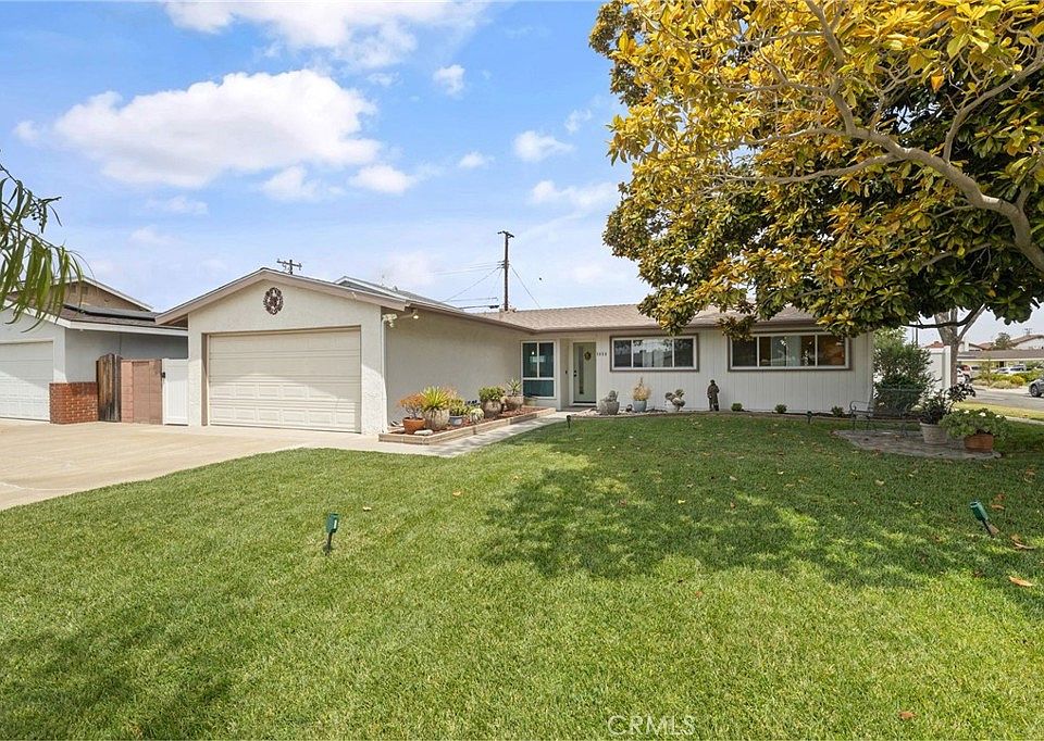 1st image of 5890 Los Arcos Way