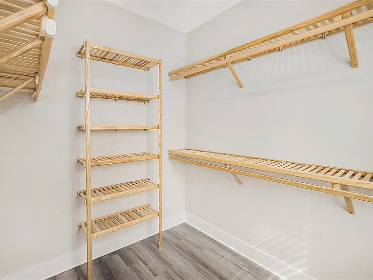 549 Cooper Village Ln — Photo 15