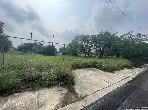 2214 SW 34th St LOT 25, San Antonio, TX 78237
