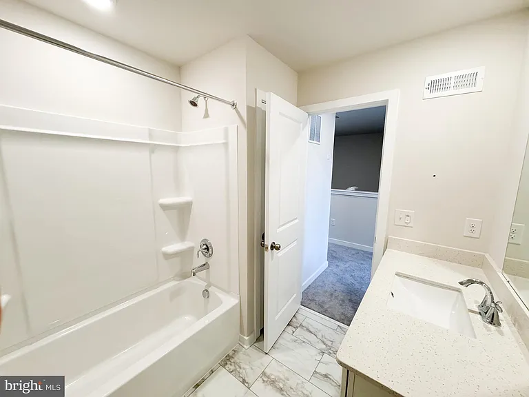 113 Four Leaf Dr — Photo 25