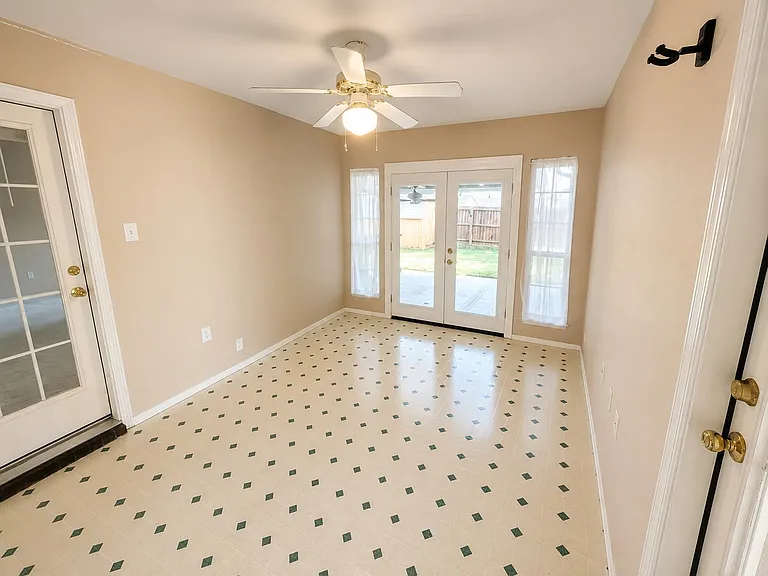 3403 W Beech Dr — Photo 6