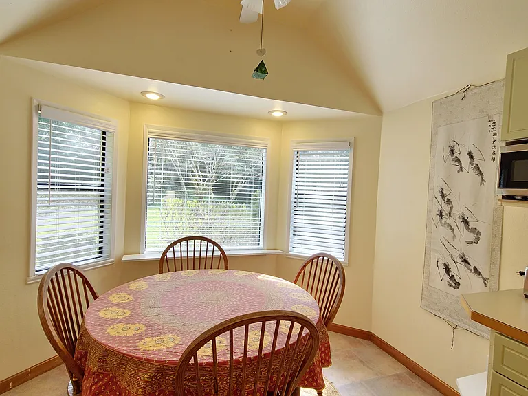 Bright and sunny breakfast and dinner nook.