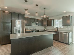 616 Sugar Maple Ln, Verona, WI 53593