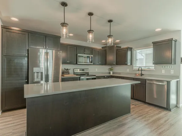 616 Sugar Maple Lane, Verona, WI 53593