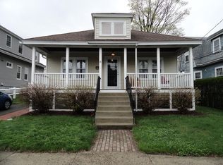 29 Cabot St #1, Waltham, MA 02453